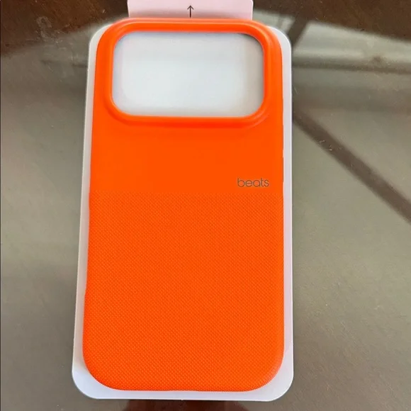 Beats by Dre Vibrant Orange iPhone 17 Pro Case - Picture 3 of 5